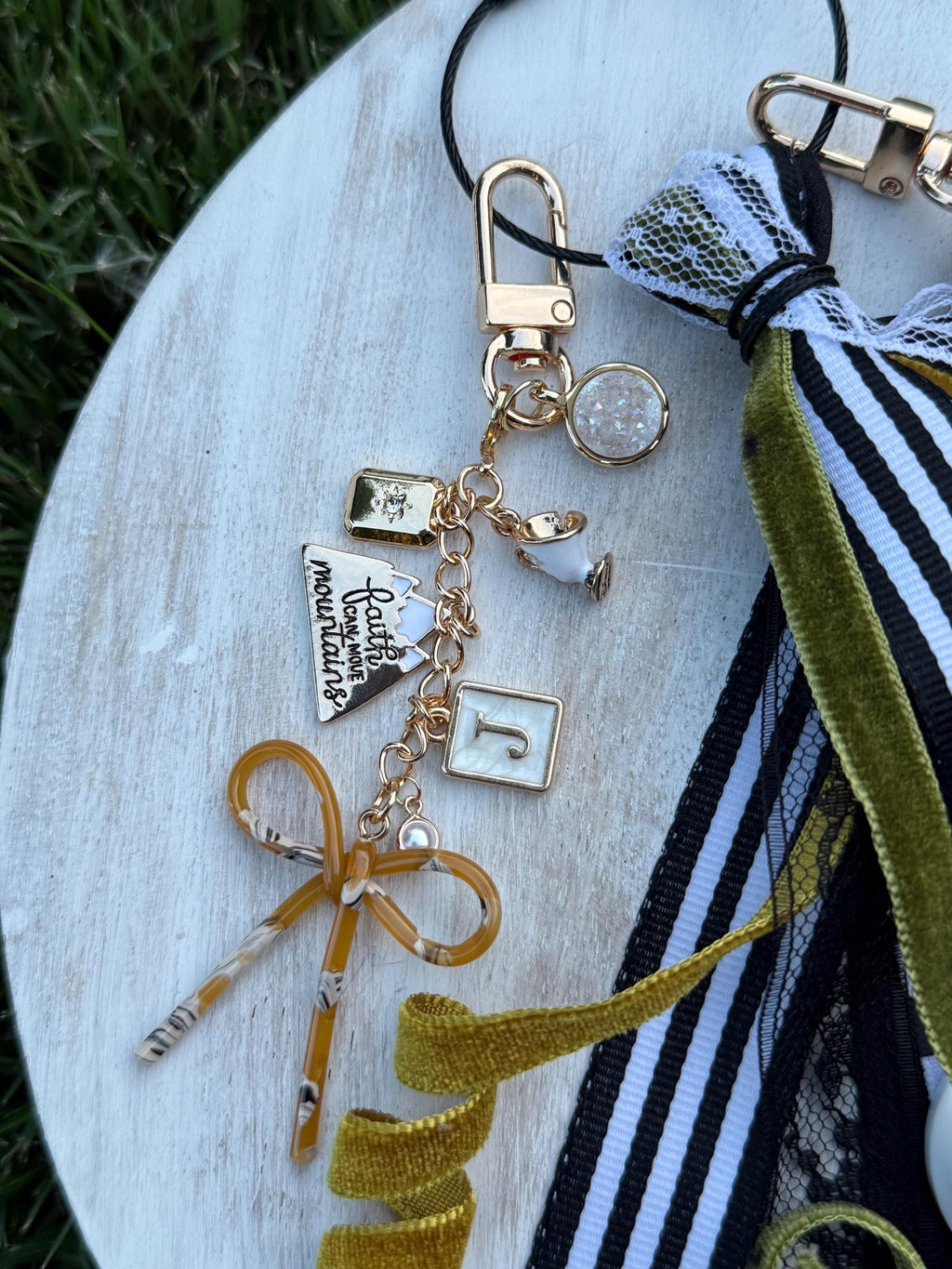 Bow Bag Tag